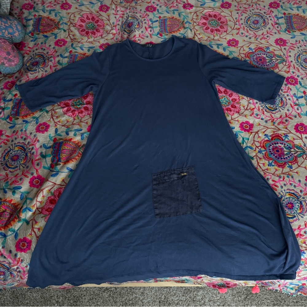 Chic Blue SAGA Midi Dress with Pocket Detail